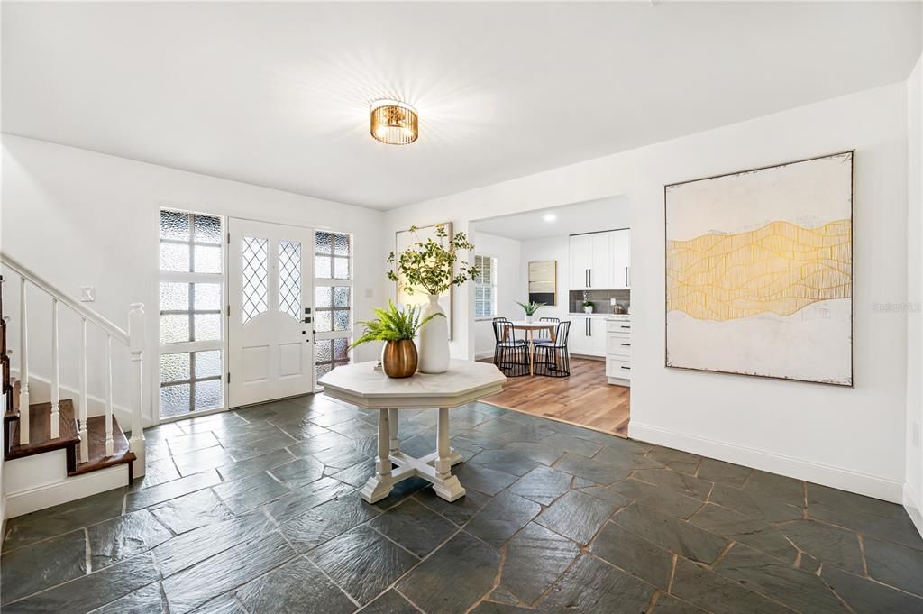 Recently Sold: $985,000 (5 beds, 3 baths, 3362 Square Feet)