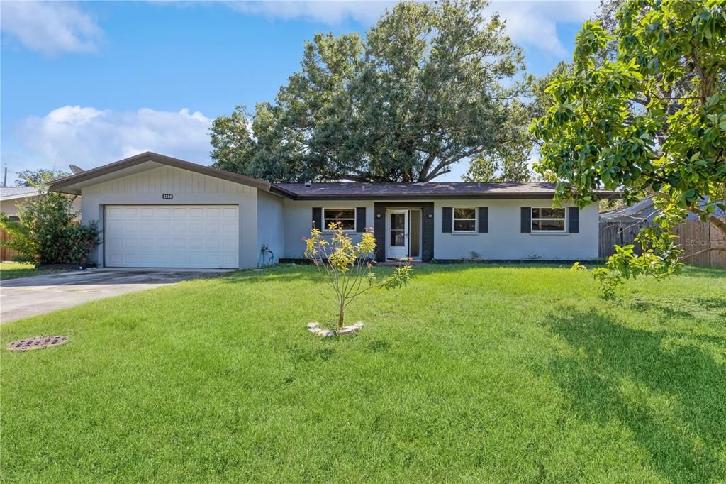 Welcome to 2558 Roberta St!