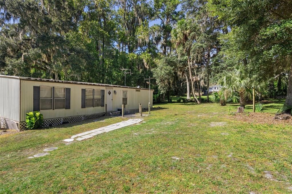 Recently Sold: $350,000 (5 beds, 3 baths, 2618 Square Feet)