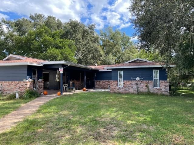 Recently Sold: $149,900 (2 beds, 2 baths, 1523 Square Feet)