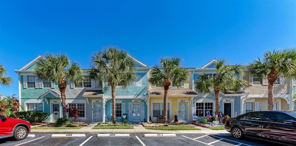 Recently Sold: $272,000 (2 beds, 2 baths, 1080 Square Feet)