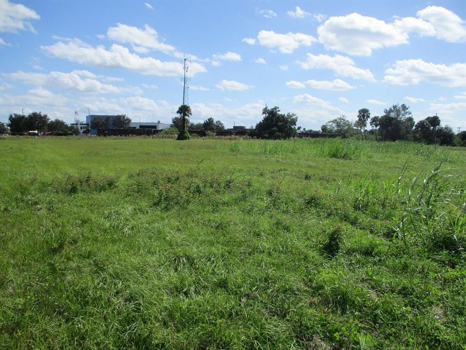 En Venta: $335,000 (4.30 acres)