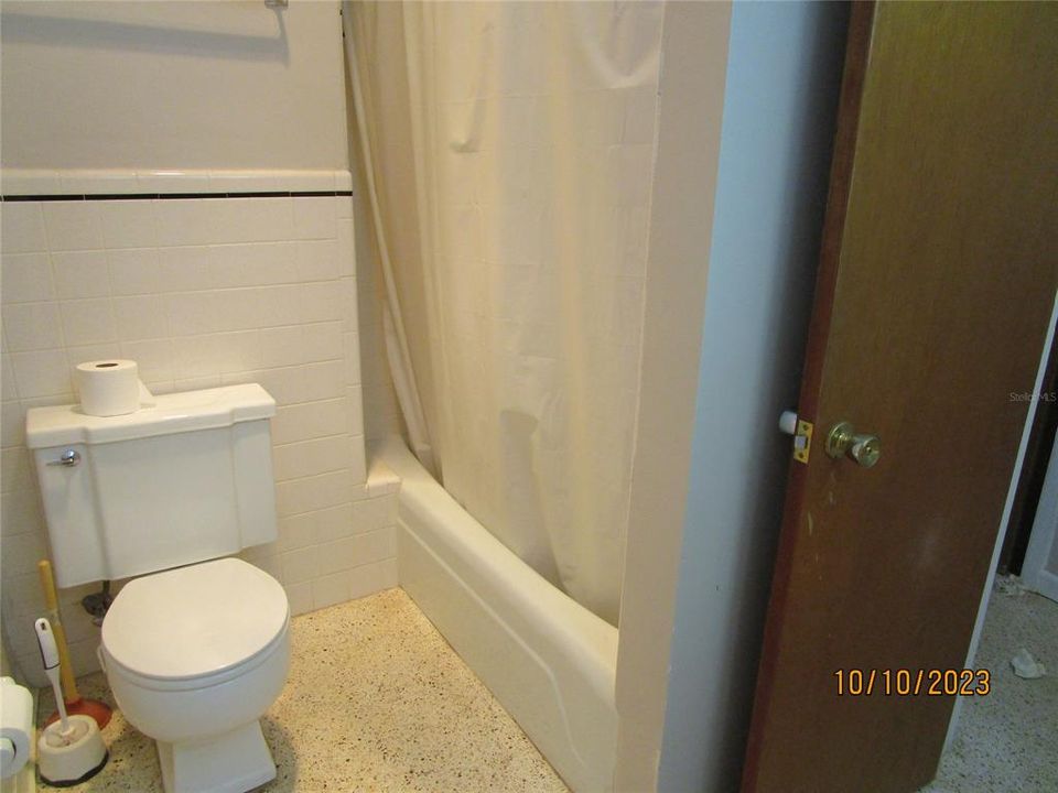 最近租的: $1,800 (2 贝兹, 2 浴室, 1274 平方英尺)