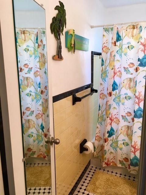 For Rent: $3,800 (2 beds, 1 baths, 1100 Square Feet)