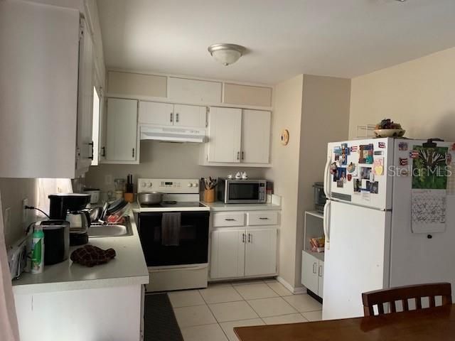 Recently Sold: $125,000 (3 beds, 2 baths, 1208 Square Feet)