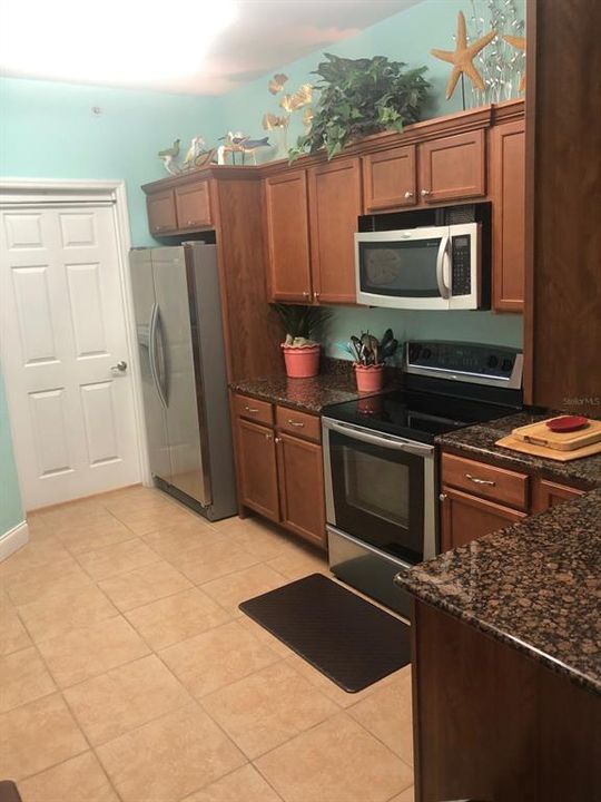 Recently Rented: $1,875 (2 beds, 2 baths, 1615 Square Feet)