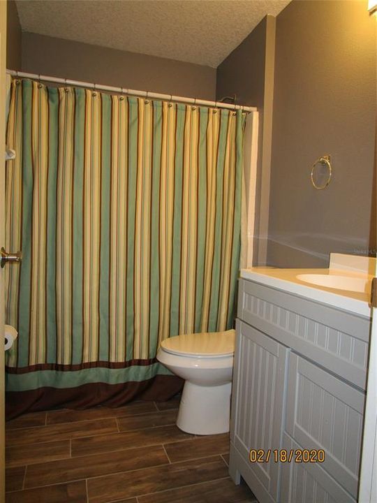 最近租的: $1,800 (3 贝兹, 2 浴室, 1212 平方英尺)
