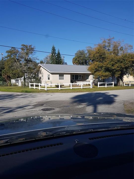 Beautiful Block home in the Historic District close to the River