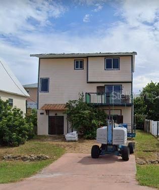 Recently Sold: $265,000 (3 beds, 2 baths, 2202 Square Feet)