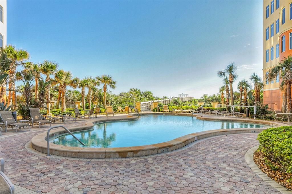 Recently Sold: $1,550,000 (4 beds, 3 baths, 2610 Square Feet)