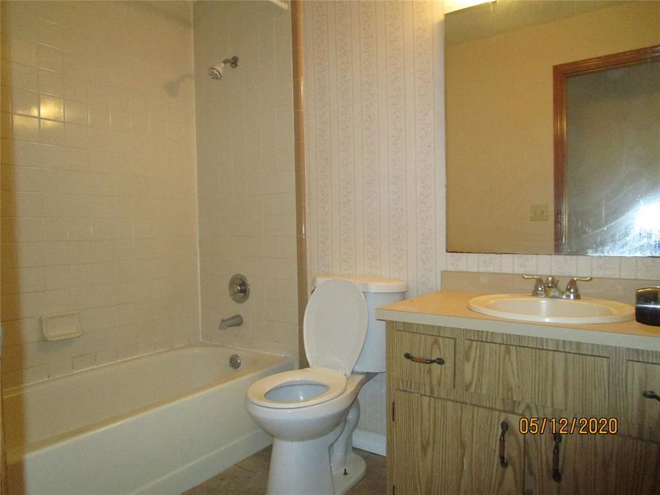 最近租的: $1,250 (3 贝兹, 2 浴室, 1204 平方英尺)