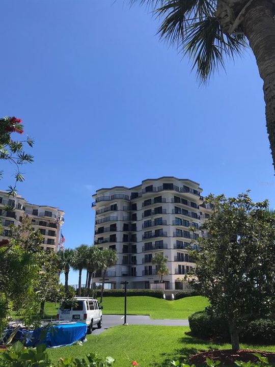 Recently Sold: $500,000 (2 beds, 2 baths, 1259 Square Feet)