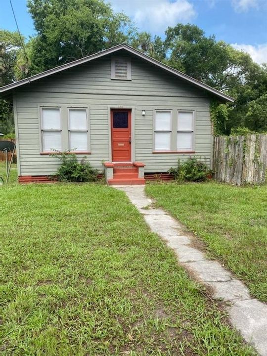 Recently Rented: $1,300 (2 beds, 2 baths, 1224 Square Feet)