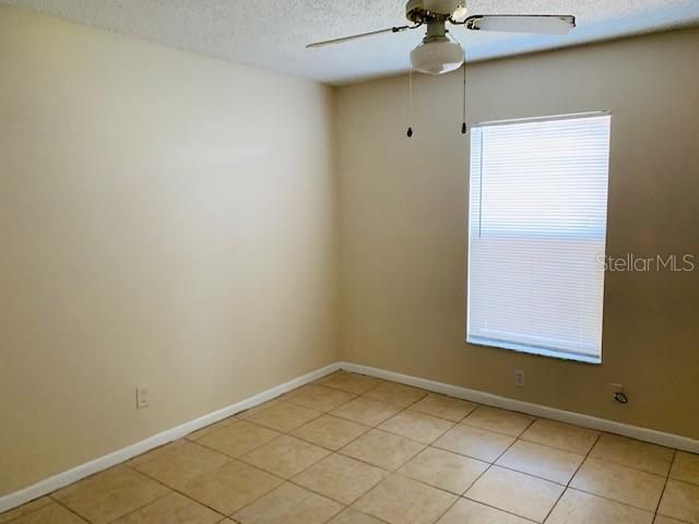 Recently Rented: $900 (2 beds, 1 baths, 825 Square Feet)