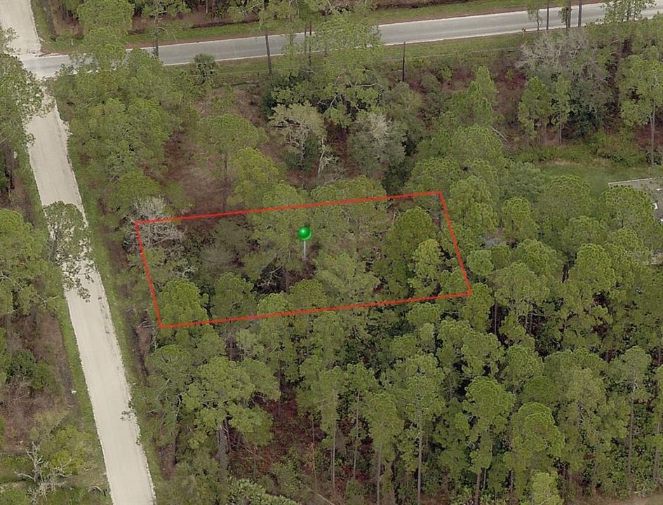 最近售出: $12,000 (0.26 acres)