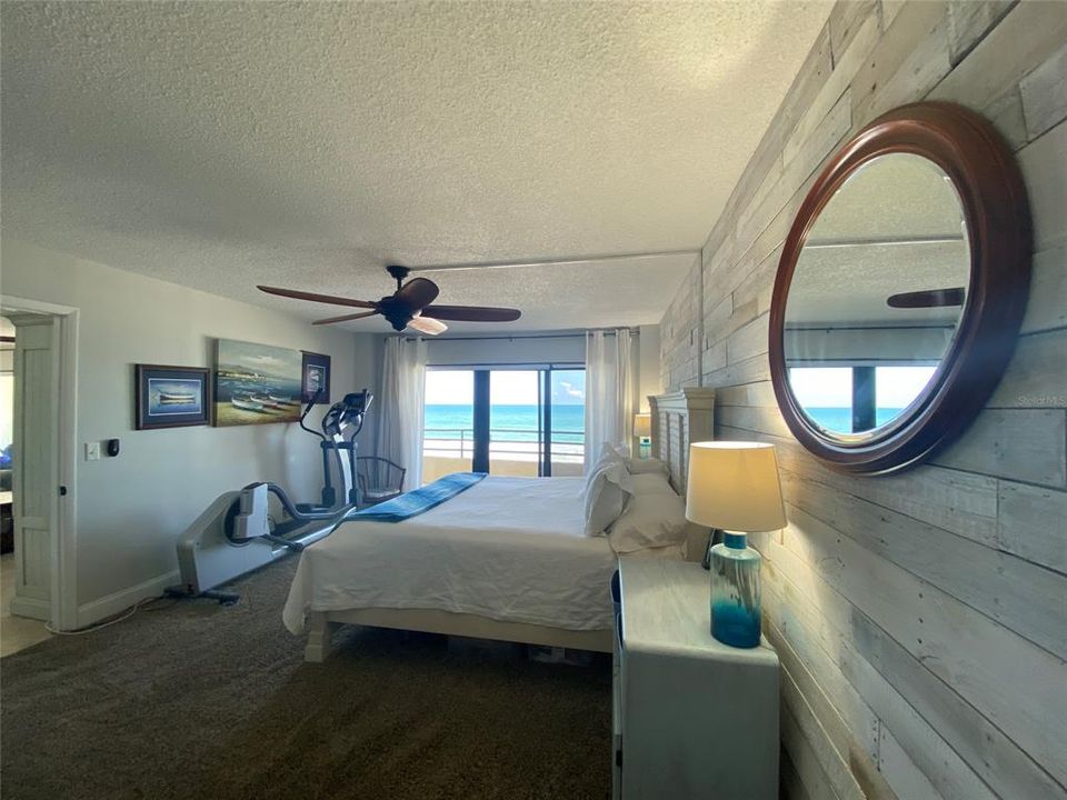 OCEANFRONT Owner's Suite!