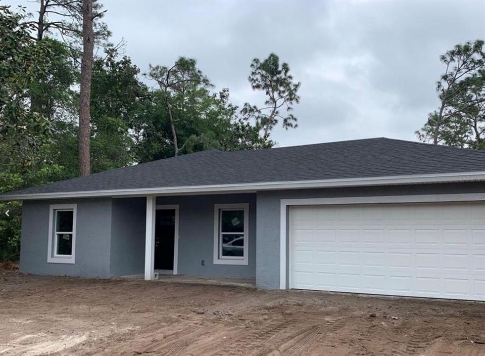 Recently Sold: $215,000 (3 beds, 2 baths, 1381 Square Feet)