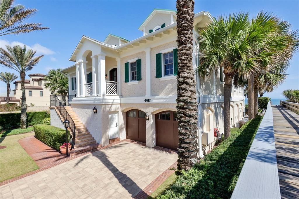 Recently Sold: $3,300,000 (3 beds, 4 baths, 4122 Square Feet)