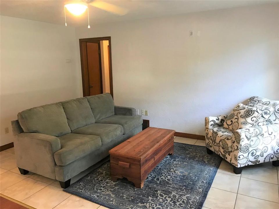 Recently Rented: $1,395 (2 beds, 2 baths, 1363 Square Feet)