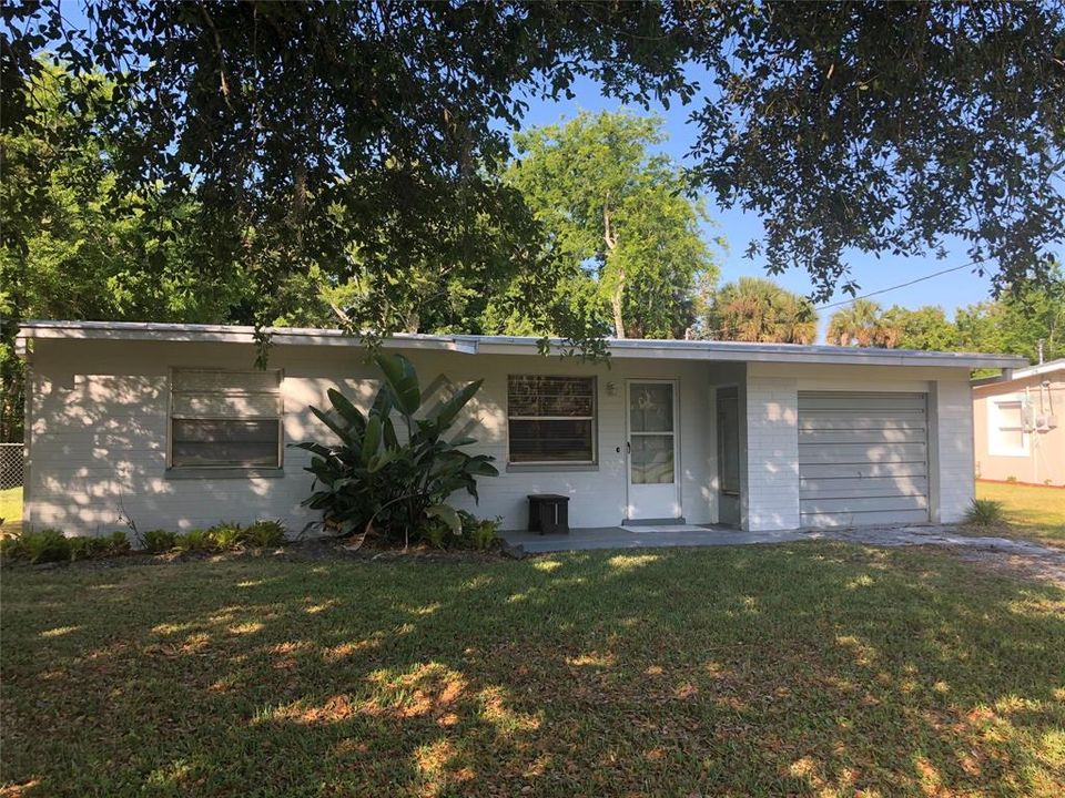 Recently Sold: $200,000 (2 beds, 2 baths, 1200 Square Feet)