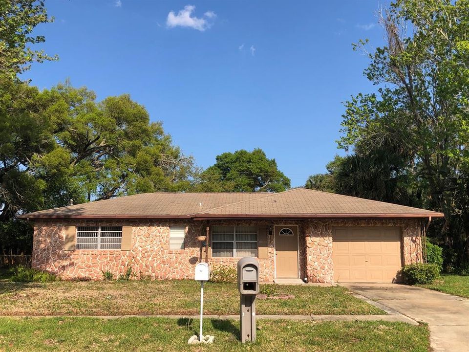 Недавно продано: $215,000 (2 спален, 2 ванн, 1040 Квадратных фут)