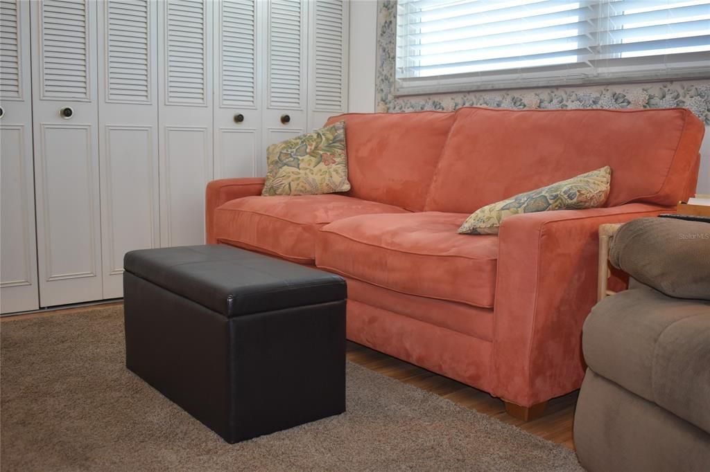 For Rent: $3,200 (2 beds, 2 baths, 1141 Square Feet)