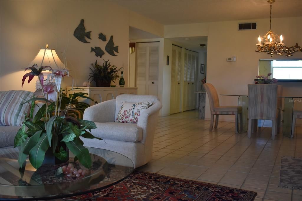 For Rent: $3,200 (2 beds, 2 baths, 1141 Square Feet)