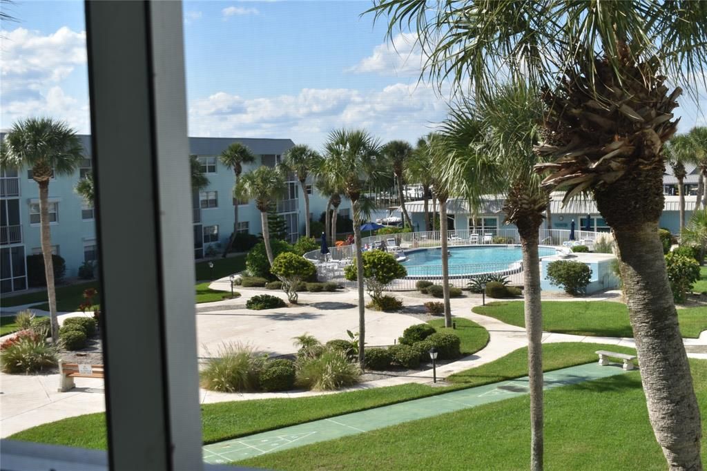 For Rent: $3,200 (2 beds, 2 baths, 1141 Square Feet)