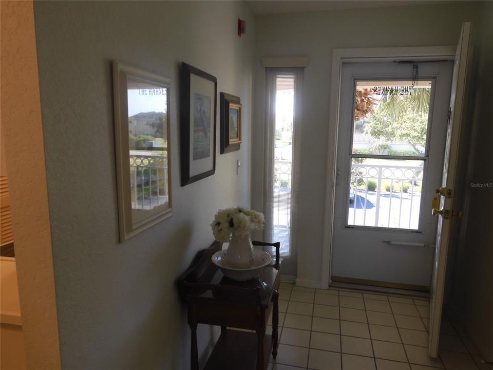 Recently Sold: $390,000 (2 beds, 2 baths, 1120 Square Feet)