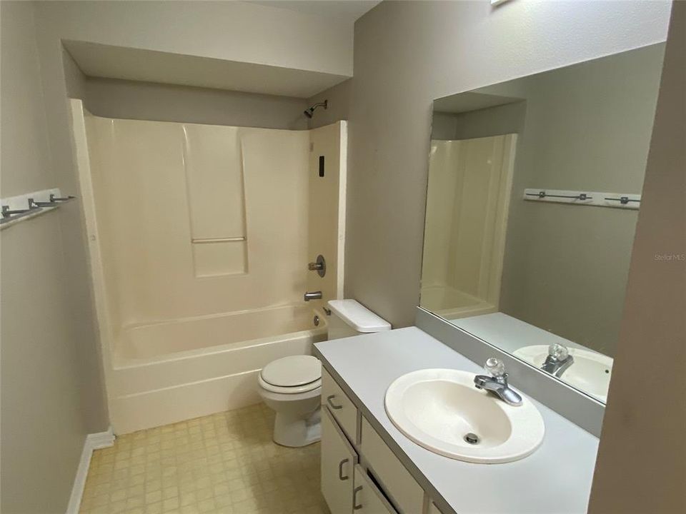 最近租的: $1,150 (2 贝兹, 1 浴室, 928 平方英尺)