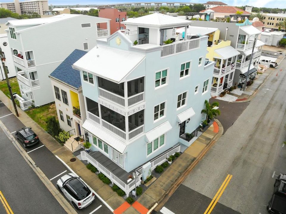 Recently Sold: $1,250,000 (2 beds, 2 baths, 2692 Square Feet)