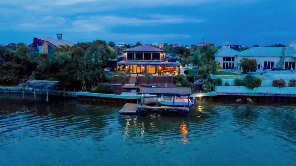 Snook hour at your dock!