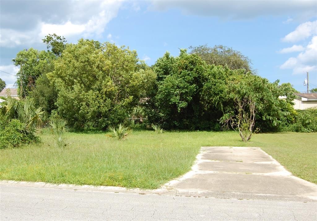 Recently Sold: $44,000 (0.14 acres)