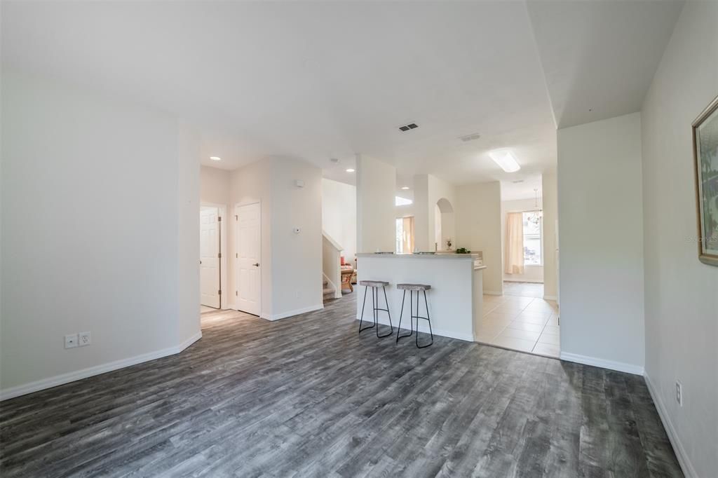 Recently Sold: $275,000 (2 beds, 2 baths, 1834 Square Feet)