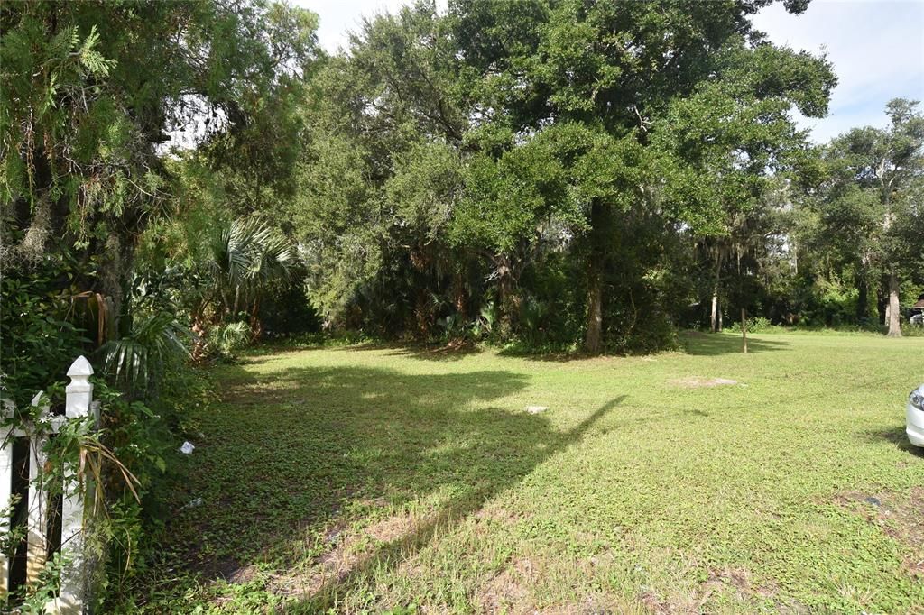 Recently Sold: $12,900 (0.11 acres)