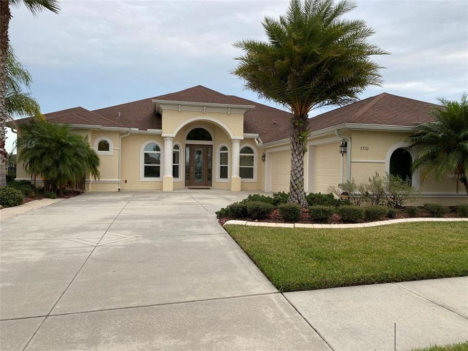 Recently Sold: $651,000 (4 beds, 3 baths, 2548 Square Feet)