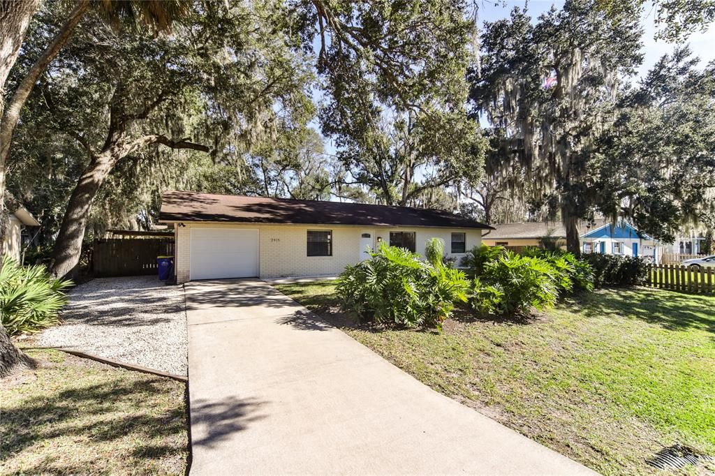 Recently Sold: $264,000 (3 beds, 2 baths, 1260 Square Feet)