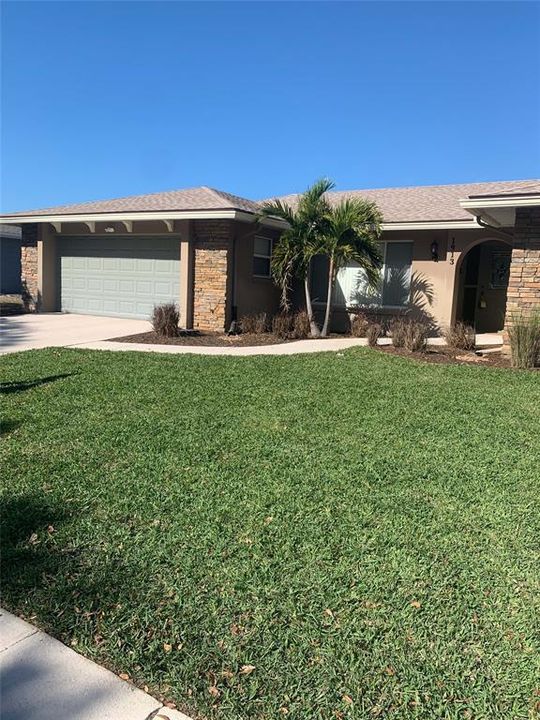 Recently Sold: $375,000 (4 beds, 2 baths, 1856 Square Feet)