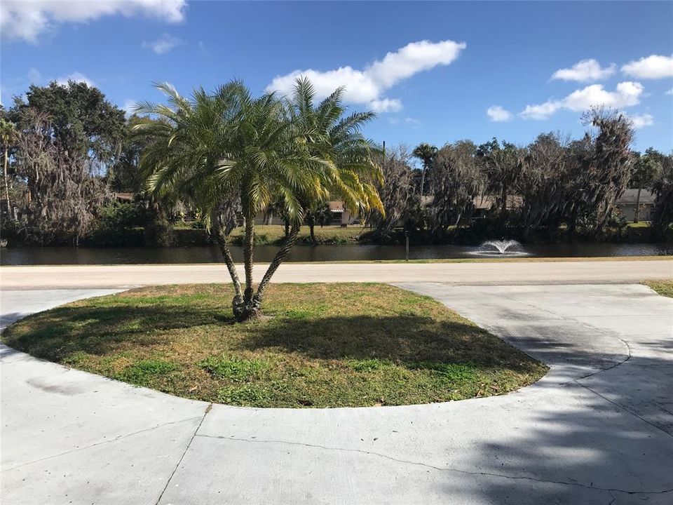 Recently Sold: $300,000 (3 beds, 2 baths, 1574 Square Feet)