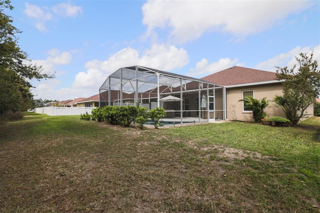 Recently Sold: $585,000 (3 beds, 2 baths, 2233 Square Feet)