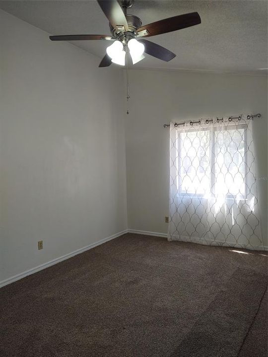 Recently Rented: $1,450 (2 beds, 2 baths, 940 Square Feet)