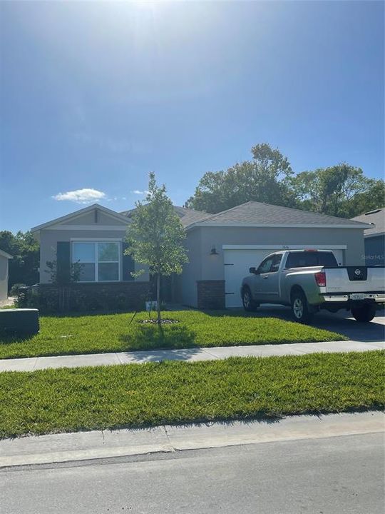 Recently Sold: $318,944 (3 beds, 2 baths, 1641 Square Feet)