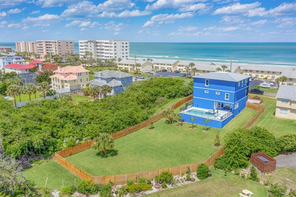 Recently Sold: $1,795,000 (3 beds, 4 baths, 3686 Square Feet)