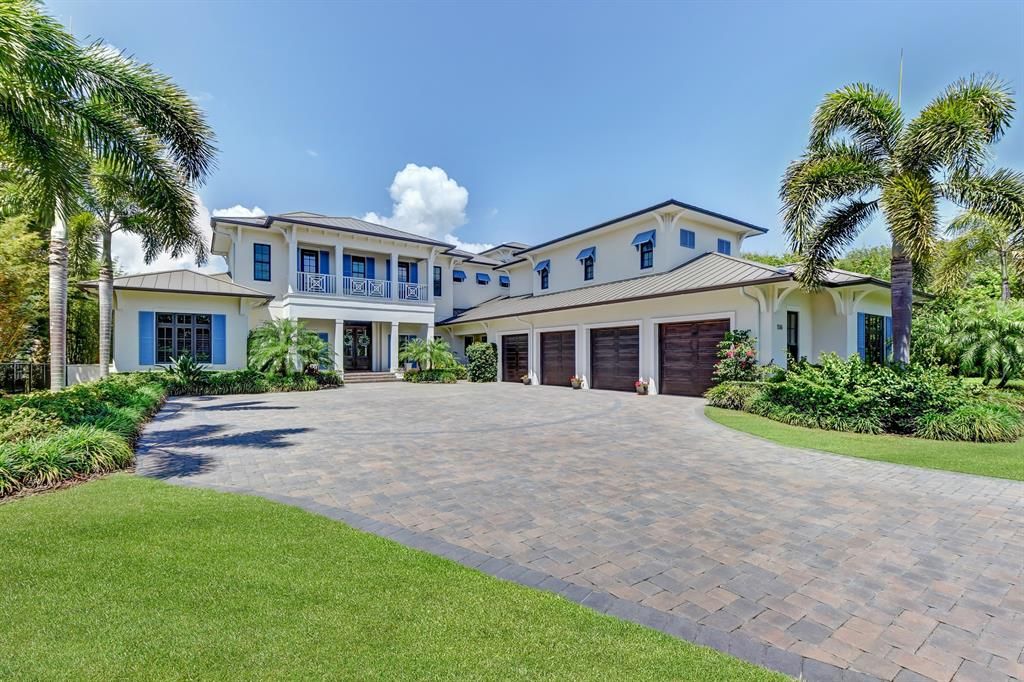 Recently Sold: $7,295,000 (4 beds, 4 baths, 6112 Square Feet)