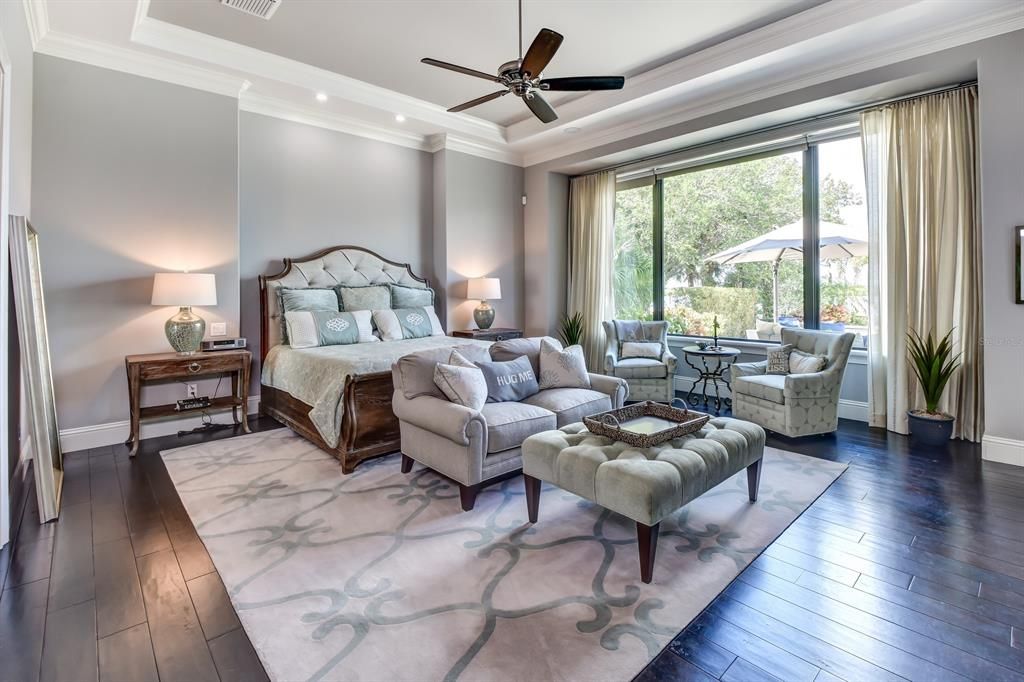 Recently Sold: $7,295,000 (4 beds, 4 baths, 6112 Square Feet)