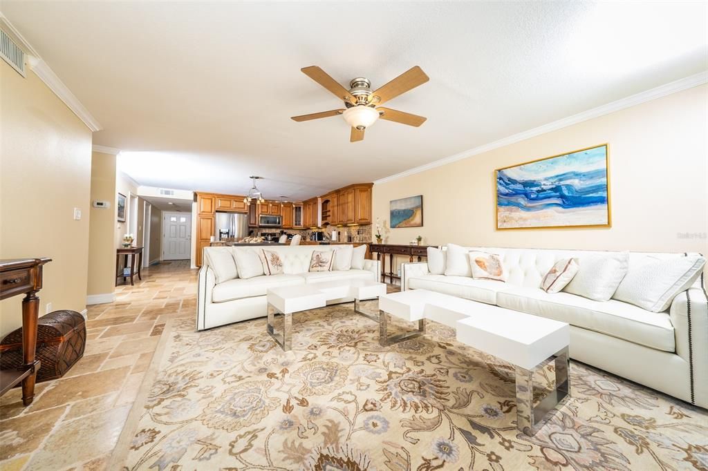 Recently Sold: $1,100,000 (3 beds, 3 baths, 1527 Square Feet)