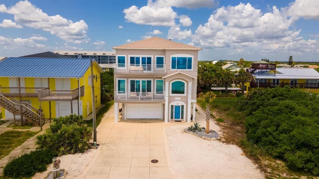 Recently Sold: $2,750,000 (7 beds, 4 baths, 4375 Square Feet)