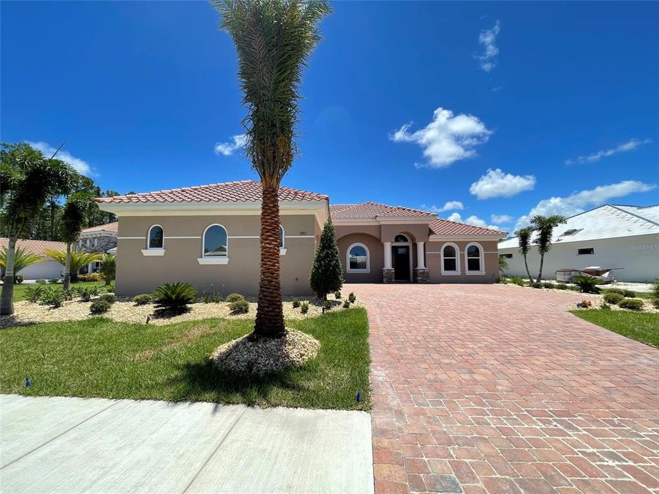 Recently Sold: $566,744 (3 beds, 3 baths, 2540 Square Feet)