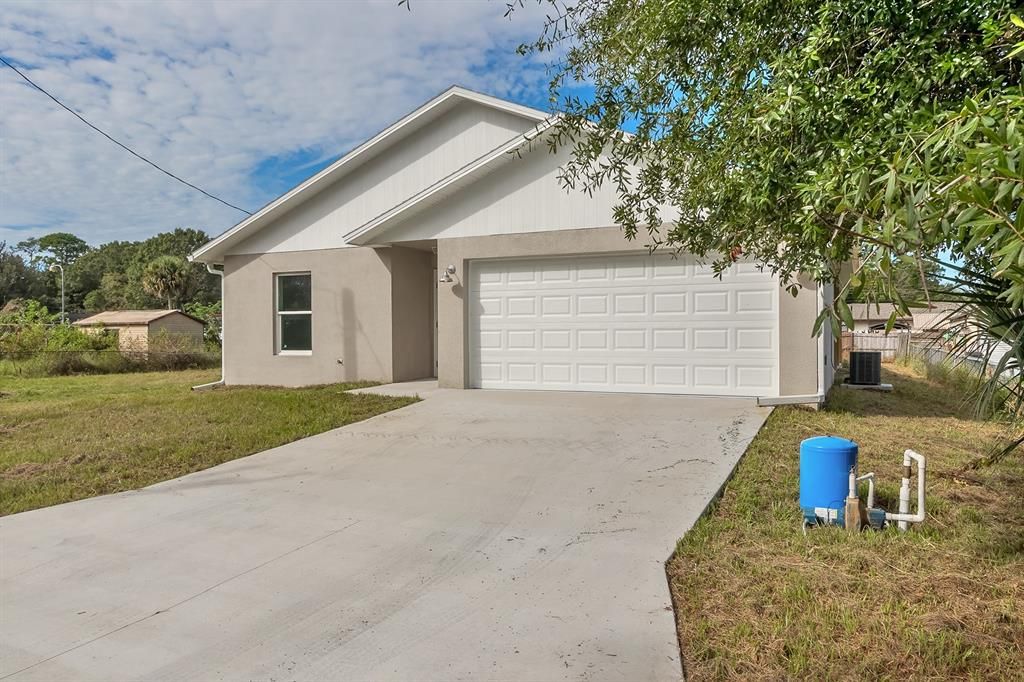 Recently Sold: $289,386 (3 beds, 2 baths, 1172 Square Feet)