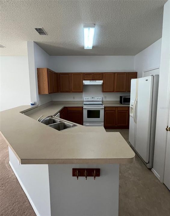 Recently Rented: $1,800 (2 beds, 2 baths, 1294 Square Feet)